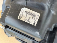 Laden Sie das Bild in den Galerie-Viewer, Frontscheinwerfer Mercedes-Benz A2128202061 Rechts Scheinwerfer Headlight SCH9841553068xj