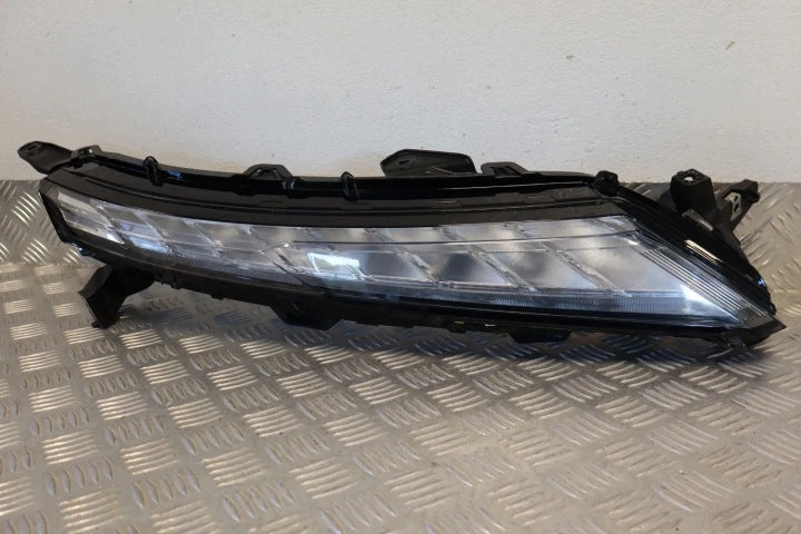Frontscheinwerfer Mitsubishi Eclipse Cross I EDM92206010 Rechts Headlight SCH9842690239iq