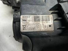 Laden Sie das Bild in den Galerie-Viewer, Frontscheinwerfer Renault Laguna II 89010501 Links Scheinwerfer Headlight SCH9848685597wx