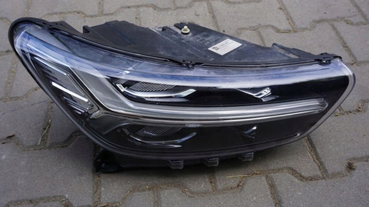 Frontscheinwerfer Volvo Xc40 31446784 31446785 LED Ein Satz Headlight SCH9852379209ci