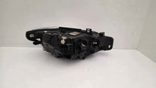 Laden Sie das Bild in den Galerie-Viewer, Frontscheinwerfer BMW 3 F30 F31 7498945 Links Scheinwerfer Headlight SCH9854319284oo