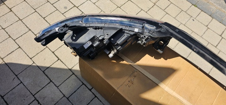 Frontscheinwerfer Mitsubishi Outlander III 8301D332 8301D331 LED Ein Satz SCH9858452392ab