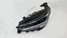 Laden Sie das Bild in den Galerie-Viewer, Frontscheinwerfer Opel Corsa F 14455446 Links Scheinwerfer Headlight SCH9861320492wy