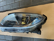 Laden Sie das Bild in den Galerie-Viewer, Frontscheinwerfer Mercedes-Benz W166 A1668207259 Links Scheinwerfer Headlight SCH9866477154qv
