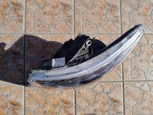 Laden Sie das Bild in den Galerie-Viewer, Frontscheinwerfer Mercedes-Benz W447 A4479061401 Full LED Links Headlight SCH9867840612qs