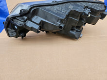 Laden Sie das Bild in den Galerie-Viewer, Frontscheinwerfer Suzuki Vitara I 35120-74S30 Full LED Rechts Headlight SCH9872261743gd