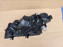 Laden Sie das Bild in den Galerie-Viewer, Frontscheinwerfer Suzuki Vitara I 35120-74S30 Full LED Rechts Headlight SCH9872261743gd