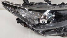 Laden Sie das Bild in den Galerie-Viewer, Frontscheinwerfer Toyota Auris 8113002K30 90078097 Rechts Scheinwerfer Headlight SCH9879796021we