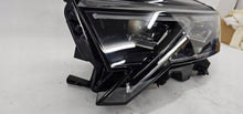 Load image into Gallery viewer, Frontscheinwerfer Skoda Octavia IV 5E4941035 Links Scheinwerfer Headlight SCH9881085428oj