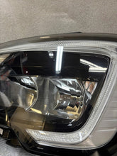 Load image into Gallery viewer, Frontscheinwerfer Renault Master III 260607867R Links Scheinwerfer Headlight SCH9881538703ri