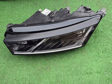 Laden Sie das Bild in den Galerie-Viewer, Frontscheinwerfer Skoda Octavia I 5E4941015A LED Links Scheinwerfer Headlight SCH9882093908bl