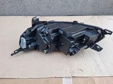 Laden Sie das Bild in den Galerie-Viewer, Frontscheinwerfer Toyota Proace 9847211480 Rechts Scheinwerfer Headlight SCH9885009638rk