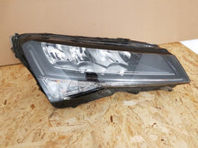 Laden Sie das Bild in den Galerie-Viewer, Frontscheinwerfer Skoda Superb III 3V1941016C Full LED Rechts Headlight SCH9885084578ig