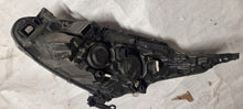 Laden Sie das Bild in den Galerie-Viewer, Frontscheinwerfer Peugeot 208 I 9810805880 LED Rechts Scheinwerfer Headlight SCH9891081406xc