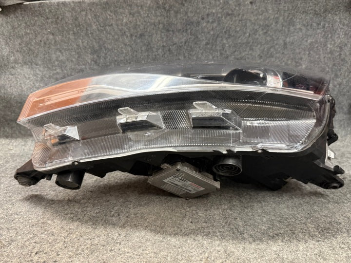 Frontscheinwerfer Skoda Rapid 5JB941015C Xenon Links Scheinwerfer Headlight SCH9908022813zu