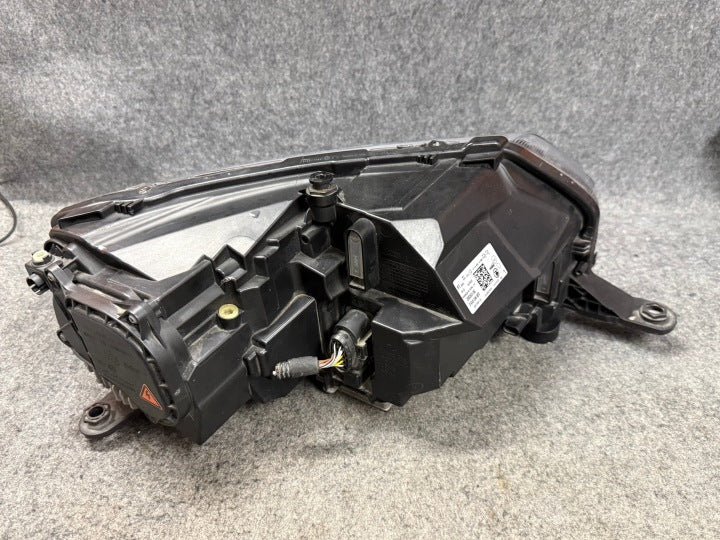 Frontscheinwerfer Skoda Rapid 5JB941015C Xenon Links Scheinwerfer Headlight SCH9908022813zu
