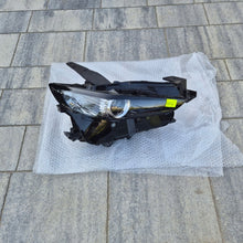 Laden Sie das Bild in den Galerie-Viewer, Frontscheinwerfer Mazda Cx30 Cx-30 DPTH-67890 LED Rechts Scheinwerfer Headlight SCH9912327466mw