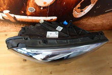 Laden Sie das Bild in den Galerie-Viewer, Frontscheinwerfer Mercedes-Benz W177 A1779062605 LED Rechts Headlight SCH9914308161rq