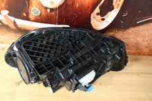 Laden Sie das Bild in den Galerie-Viewer, Frontscheinwerfer Mercedes-Benz W177 A1779062605 LED Rechts Headlight SCH9914308161rq