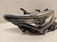 Laden Sie das Bild in den Galerie-Viewer, Frontscheinwerfer Toyota Auris 81110-02K60 LED Rechts Scheinwerfer Headlight SCH9918093170li