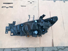 Laden Sie das Bild in den Galerie-Viewer, Frontscheinwerfer Mazda 6 Gj 100-65041 Rechts Scheinwerfer Headlight SCH9922971771tz