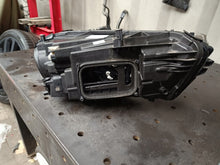 Laden Sie das Bild in den Galerie-Viewer, Frontscheinwerfer Mercedes-Benz W177 A1779060101 LED Links Headlight SCH9925958999ro