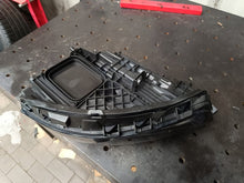 Laden Sie das Bild in den Galerie-Viewer, Frontscheinwerfer Mercedes-Benz W177 A1779060101 LED Links Headlight SCH9925958999ro