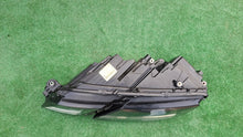 Laden Sie das Bild in den Galerie-Viewer, Frontscheinwerfer Skoda Fabia III 5E1941015D LED Links Scheinwerfer Headlight SCH9926037288dw
