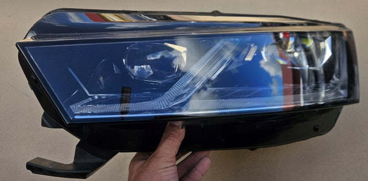Frontscheinwerfer Skoda Octavia 5E4941015B LED Links Scheinwerfer Headlight SCH9926083574jg