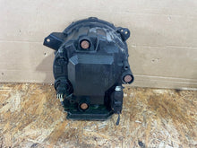 Laden Sie das Bild in den Galerie-Viewer, Frontscheinwerfer Jeep Wrangler 55112881AE Links Scheinwerfer Headlight SCH9926577346vr