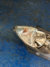 Laden Sie das Bild in den Galerie-Viewer, Frontscheinwerfer BMW 1 E87 7249650 Rechts Scheinwerfer Headlight SCH9931964236xk