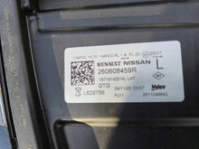 Laden Sie das Bild in den Galerie-Viewer, Frontscheinwerfer Renault Master 260609073R Links Scheinwerfer Headlight SCH9935301432hl