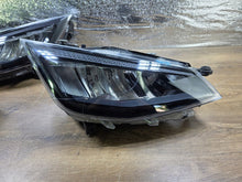 Laden Sie das Bild in den Galerie-Viewer, Frontscheinwerfer Seat Ibiza I V 6F1941006E 40111000 Rechts Headlight SCH9938214147py