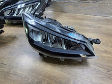 Laden Sie das Bild in den Galerie-Viewer, Frontscheinwerfer Seat Ibiza I V 6F1941006E 40111000 Rechts Headlight SCH9938214147py