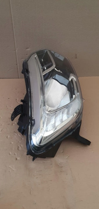 Frontscheinwerfer Renault Sandero II 260100437R Rechts Scheinwerfer Headlight SCH9939642866vo