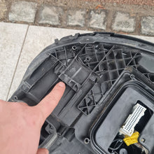 Laden Sie das Bild in den Galerie-Viewer, Frontscheinwerfer Mercedes-Benz A2139062806 Rechts Scheinwerfer Headlight SCH9950301596mx