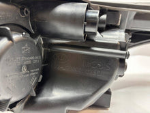 Laden Sie das Bild in den Galerie-Viewer, Frontscheinwerfer Kia Ceed 92102J7051 Rechts Scheinwerfer Headlight SCH9956952415es