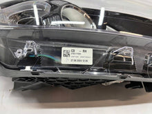 Laden Sie das Bild in den Galerie-Viewer, Frontscheinwerfer Kia Ceed 92102J7051 Rechts Scheinwerfer Headlight SCH9956952415es