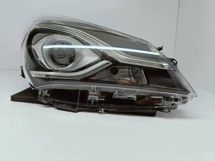 Frontscheinwerfer Toyota Yaris 212112L2000 Rechts Scheinwerfer Headlight SCH9960651771ip
