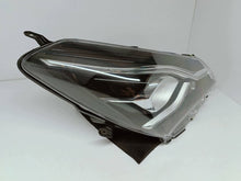 Laden Sie das Bild in den Galerie-Viewer, Frontscheinwerfer Toyota Yaris 212112L2000 Rechts Scheinwerfer Headlight SCH9960651771ip
