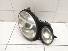 Load image into Gallery viewer, Frontscheinwerfer Mercedes-Benz W211 5DD00831910 Rechts Scheinwerfer Headlight SCH9961635804cf