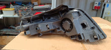 Laden Sie das Bild in den Galerie-Viewer, Frontscheinwerfer Hyundai Tucson 92207-N7100 LED Links Scheinwerfer Headlight SCH9964871803cj