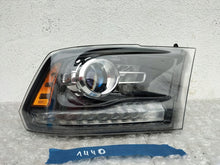Laden Sie das Bild in den Galerie-Viewer, Frontscheinwerfer Dodge Ram 20-9391-90 Rechts Scheinwerfer Headlight SCH9965740020kt