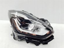 Laden Sie das Bild in den Galerie-Viewer, Frontscheinwerfer Suzuki Swift III W2966 LED Rechts Scheinwerfer Headlight SCH9967571248pd