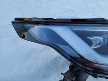 Laden Sie das Bild in den Galerie-Viewer, Frontscheinwerfer Land Rover I Discovery V MY4213W029EB 89916094 Rechts SCH9972010990gt