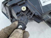 Laden Sie das Bild in den Galerie-Viewer, Frontscheinwerfer Land Rover I Discovery V MY4213W029EB 89916094 Rechts SCH9972010990gt