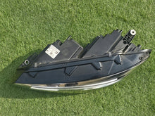 Laden Sie das Bild in den Galerie-Viewer, Frontscheinwerfer VW Touran 5TB941035 LED Links Scheinwerfer Headlight SCH9972303444ae