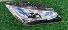 Laden Sie das Bild in den Galerie-Viewer, Frontscheinwerfer Seat Leon 5F1941008A Rechts Scheinwerfer Headlight SCH9974023907nh