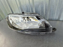 Laden Sie das Bild in den Galerie-Viewer, Frontscheinwerfer Skoda Rapid 5JB941018 Rechts Scheinwerfer Headlight SCH9976346126vc