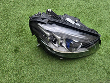 Load image into Gallery viewer, Frontscheinwerfer Mercedes-Benz W205 A2059061606KZ LED Rechts Headlight SCH9977094000qx